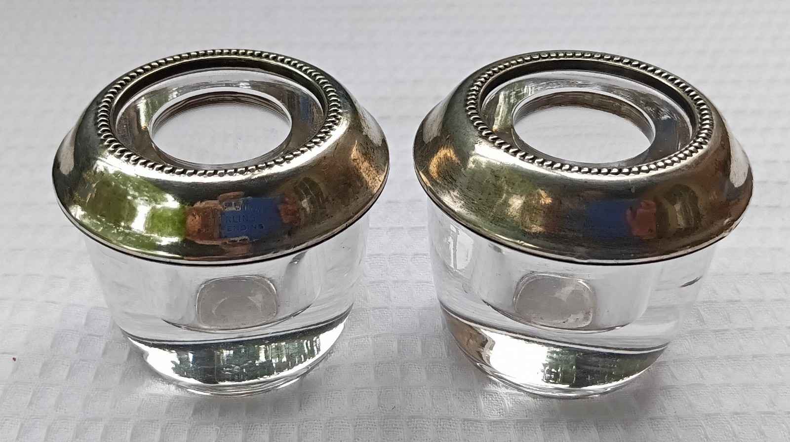VINTAGE PAIR OF FRANK M. WHITING STERLING SILVER CANDLE HOLDERS