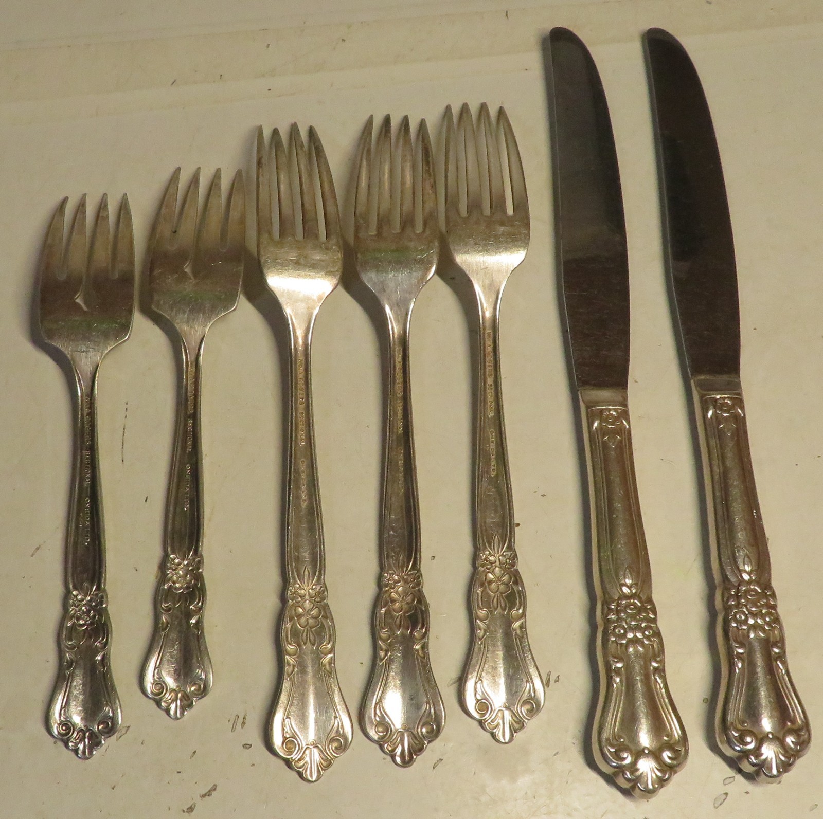 Vintage Wm A Rogers Oneida Ltd Valley Rose Silver-plated 7 Pc Mixed Lot Fork Kni