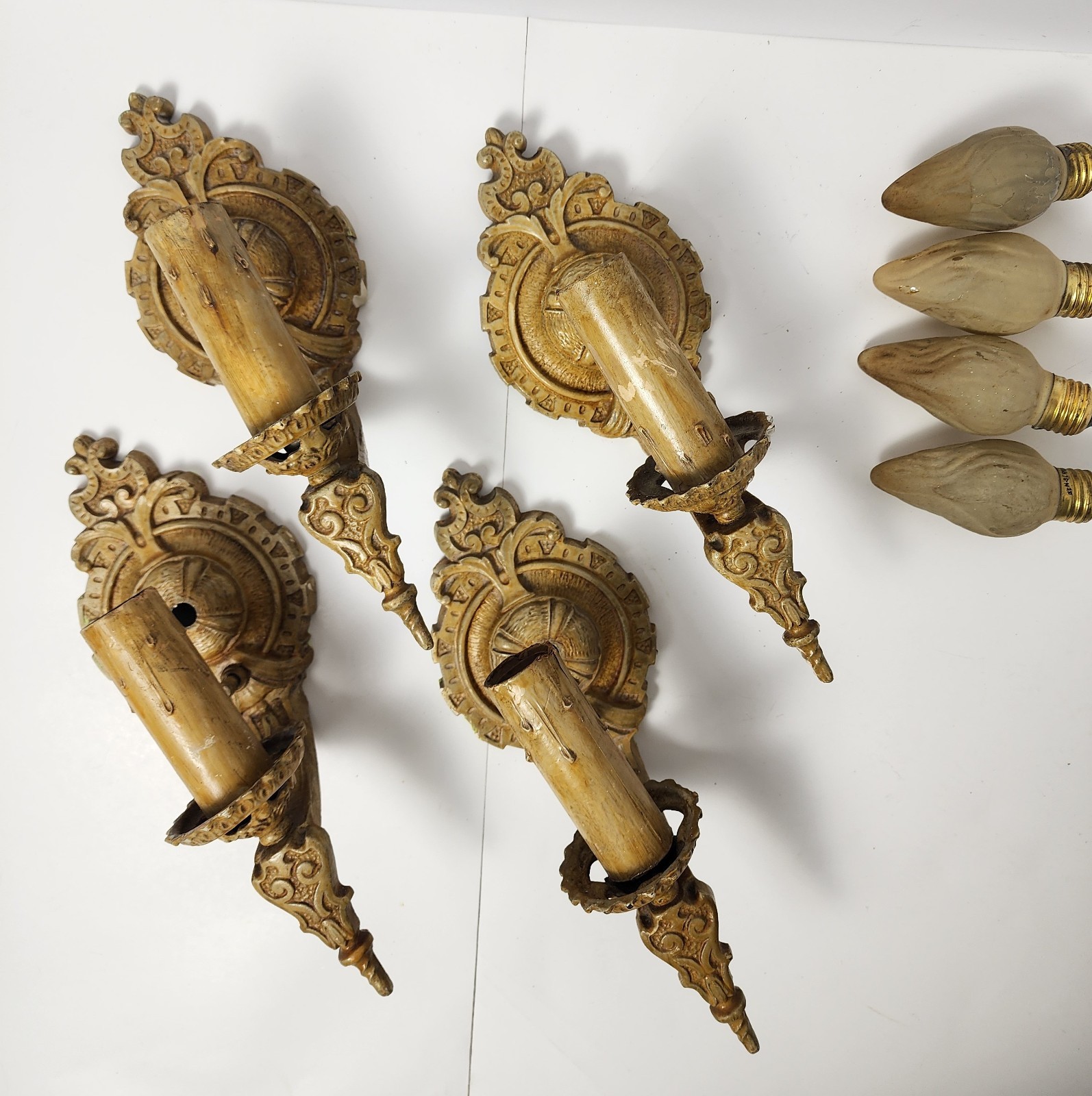 4 Vintage CAPCO MCM Ornate Gilt Gold Wall Sconces – Hollywood Regency Rococo 184