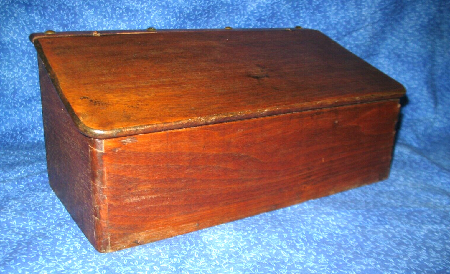 Antique Walnut Wood Slant Lid Early Primitive Salt Box Dovetail East Coast Orig.