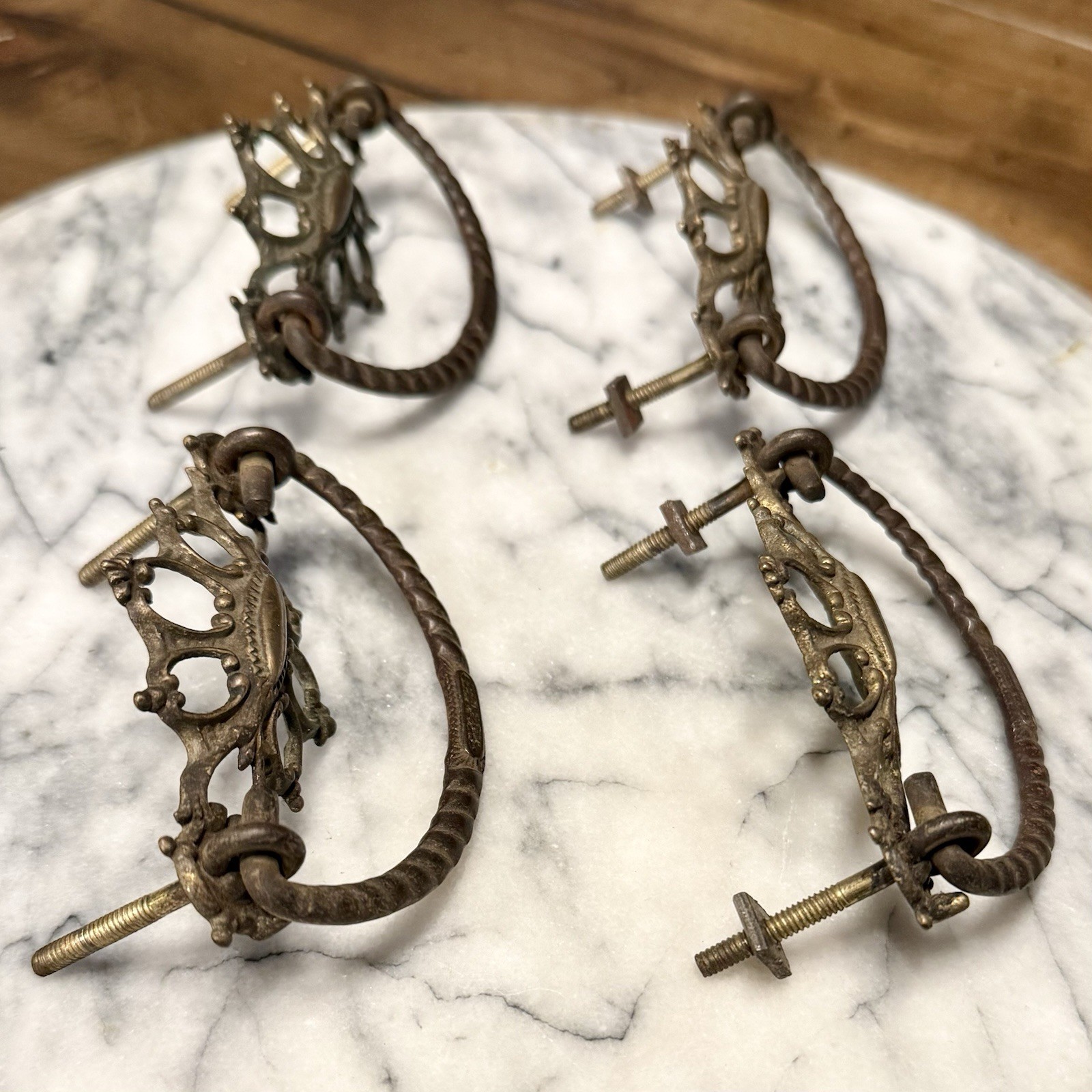 SETof4 Antique Ornate Brass Hardware French Provincial Victorian Drawer Pull 3″