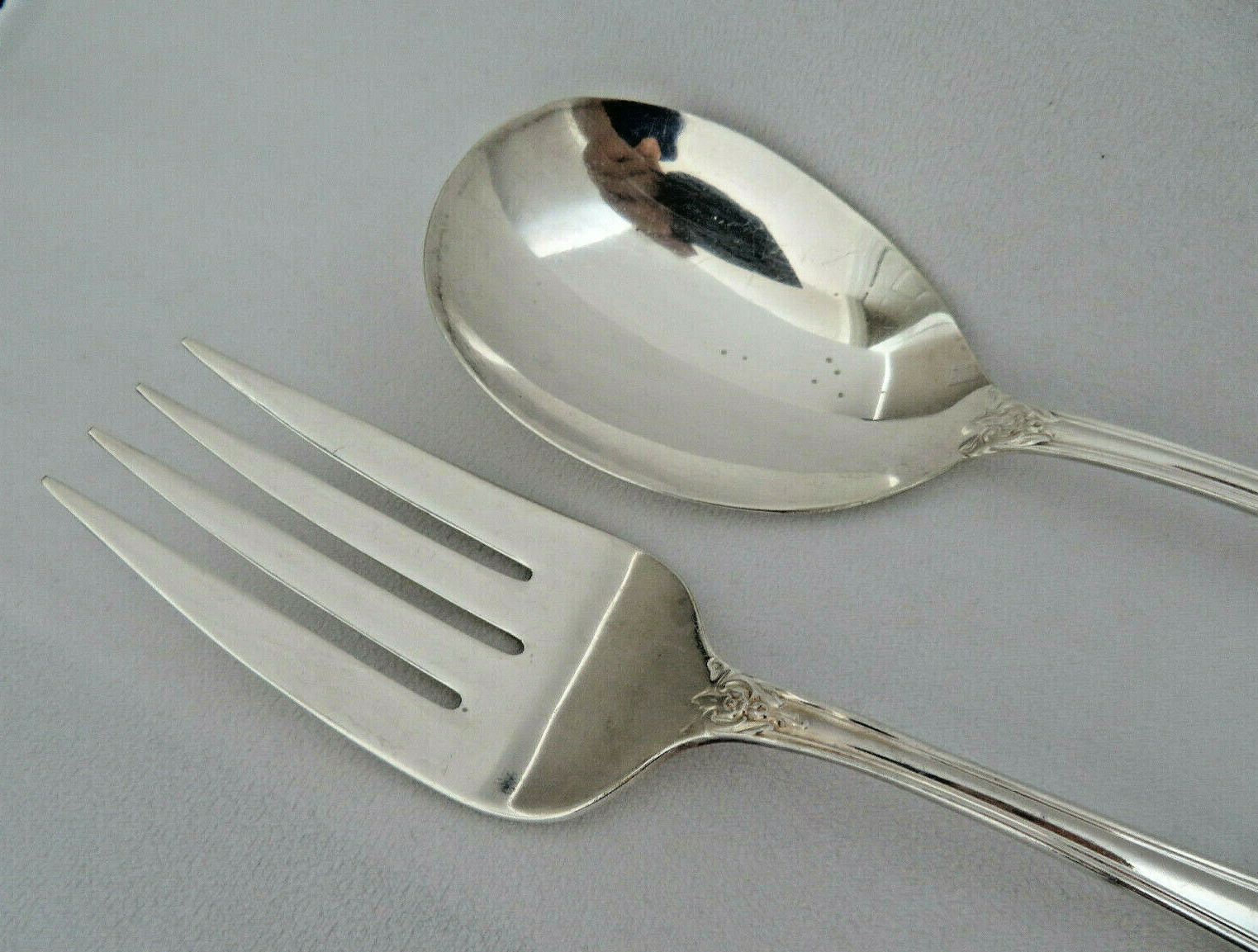 2 Piece Wm. Rogers “Grand Elegance” Silver Plate Meat Fork & Vegetable Spoon