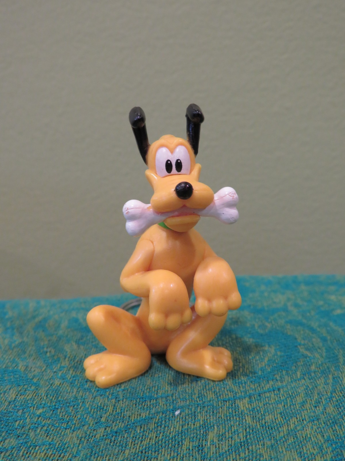 Vintage 1980’s Pluto Key-Chain Novelty