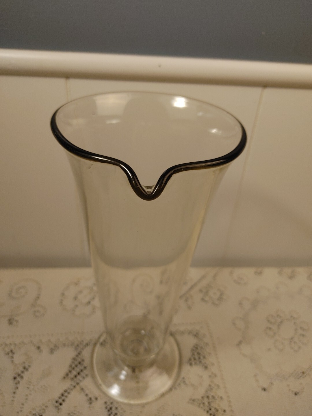 Large Antique 12″ Footed Blown Apothecary Glass Beaker No Etching!! 32 Oz
