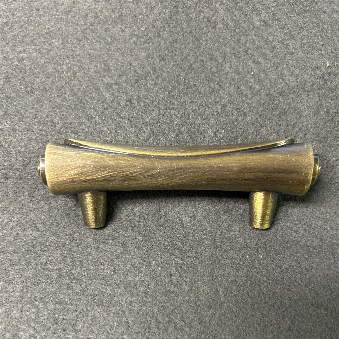 2-1/2″ Scroll Pull Antique Brass