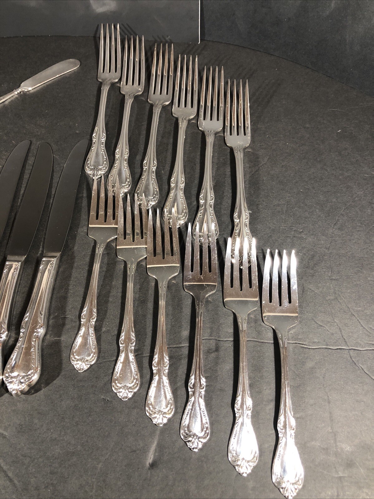 Wm A Rogers Oneida Chalice Harmony Flatware Set Service for 6 Total 31Pcs