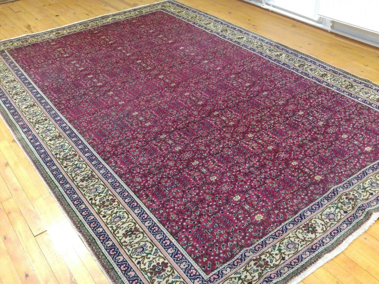 Stunning Cr1930-1939s Antique Wool Pile Vivid Natural Dye Hereke Rug 7x10ft