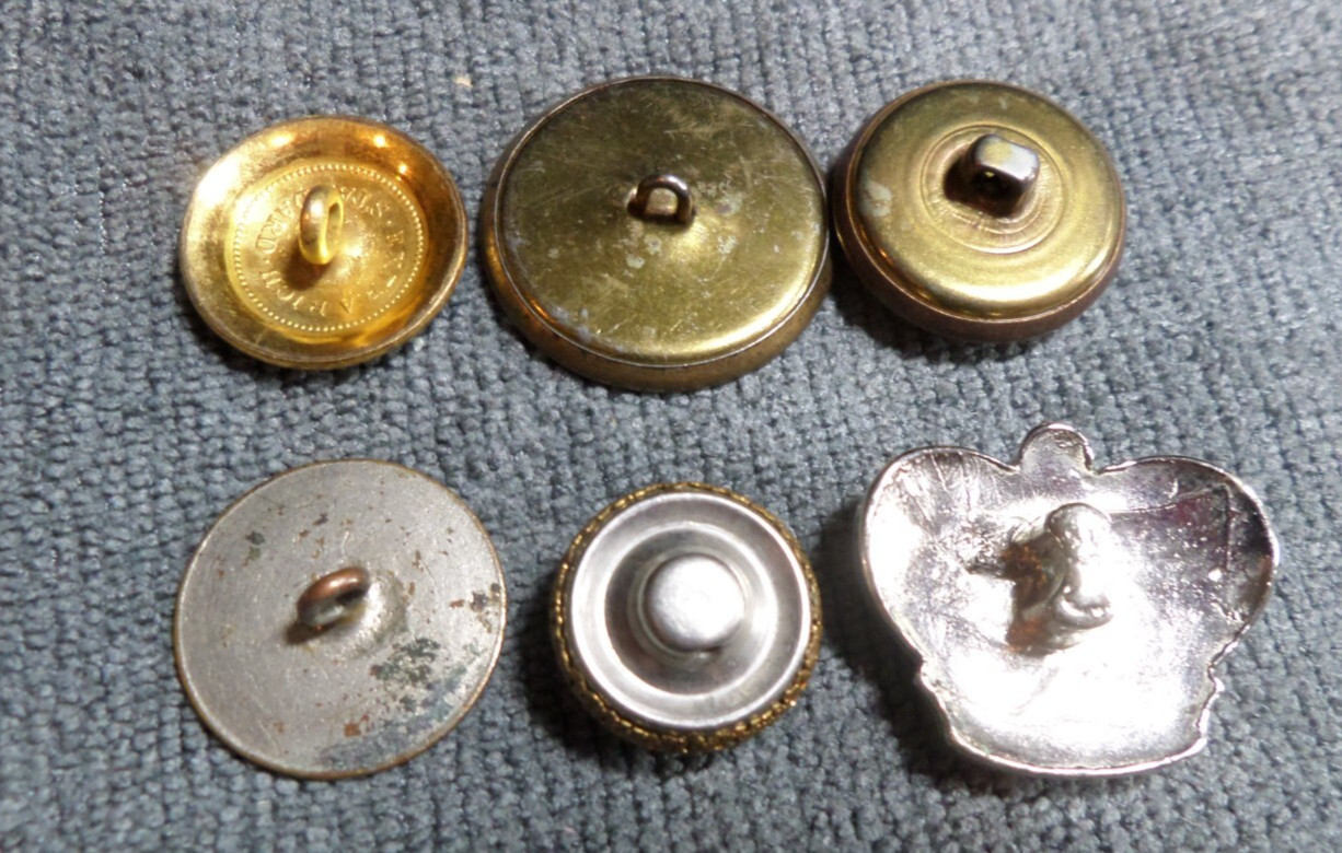 Lot of 70 Vintage Antique Metal Picture Work Uniform Buttons Various Patterns