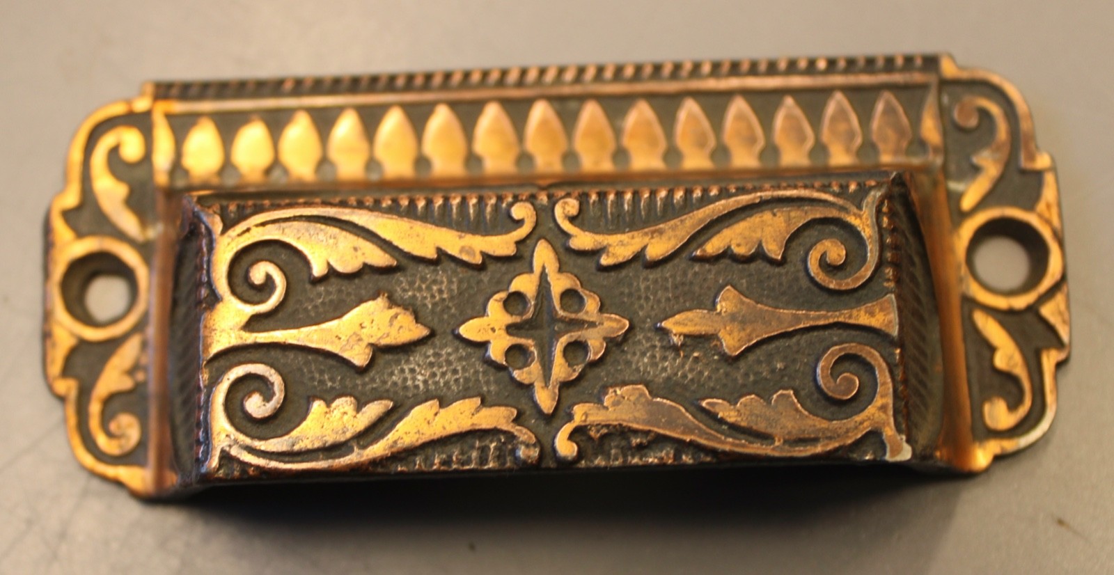 06/12 5 Antique Bin/Drawer Pulls, Victorian Copper-Clad Cast Iron 3.5″x 1.5″