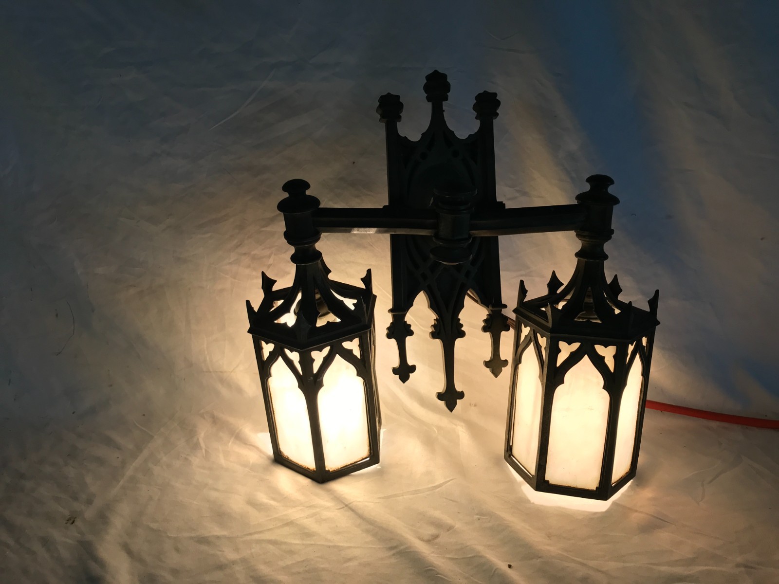 Antique VTG Double Gothic Hexagonal White Glass Brass Wall Sconce Light 973-26B