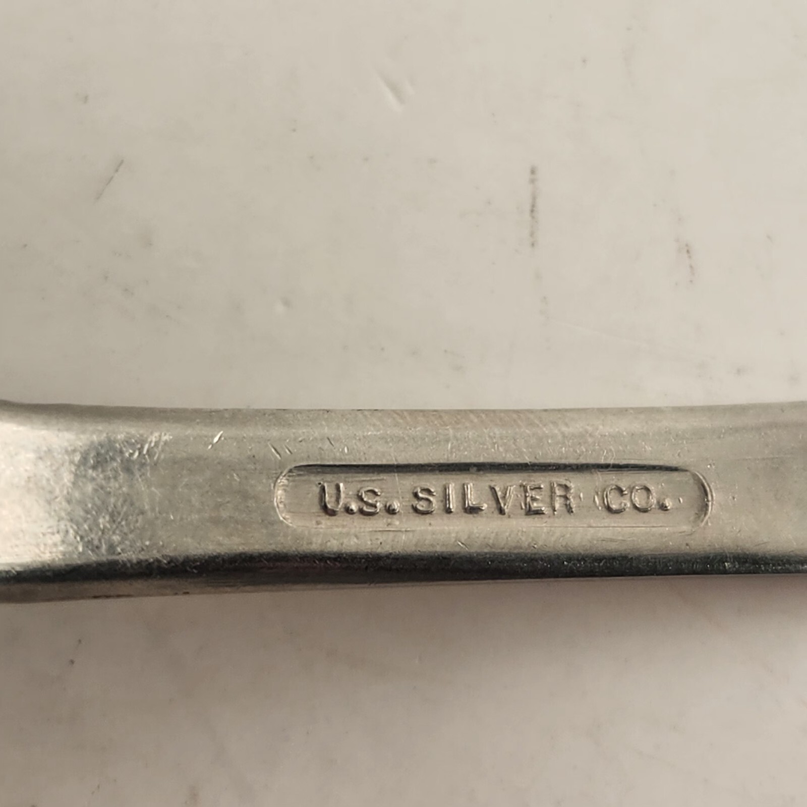 Solid Shell Berry Casserole Spoon US Silver Three Silverplate Antique 8.25″