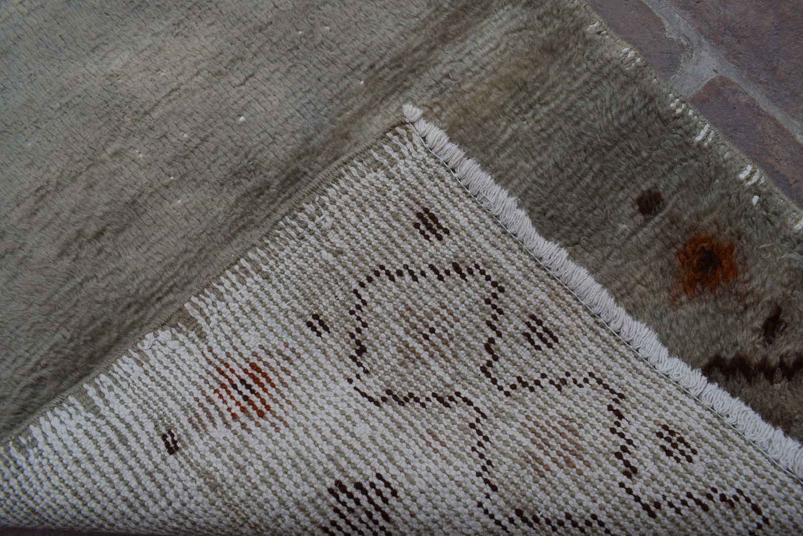 Handmade Moroccan Wool Area Rug Muted Beige Geometric Tribal Accent Modern