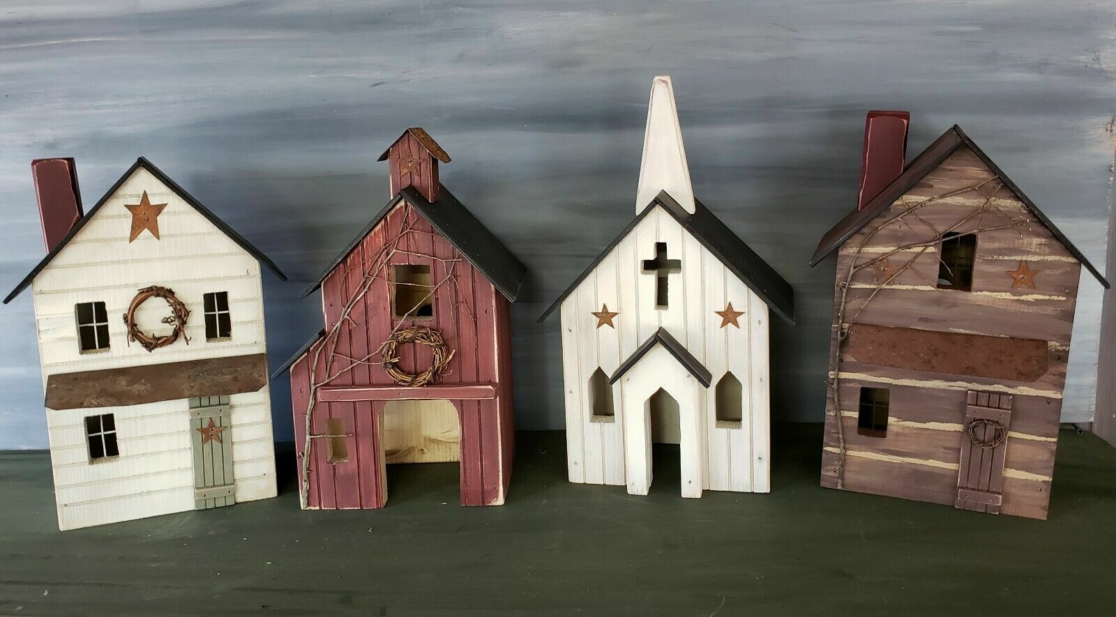 Farmhouse , Farmhouse Decor , Dollhouse, Miniature house, Lighted house