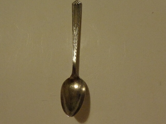 Antique Silverplate Oneida Tudor Plate Teaspoon Community Made 1927 Mary Stuart