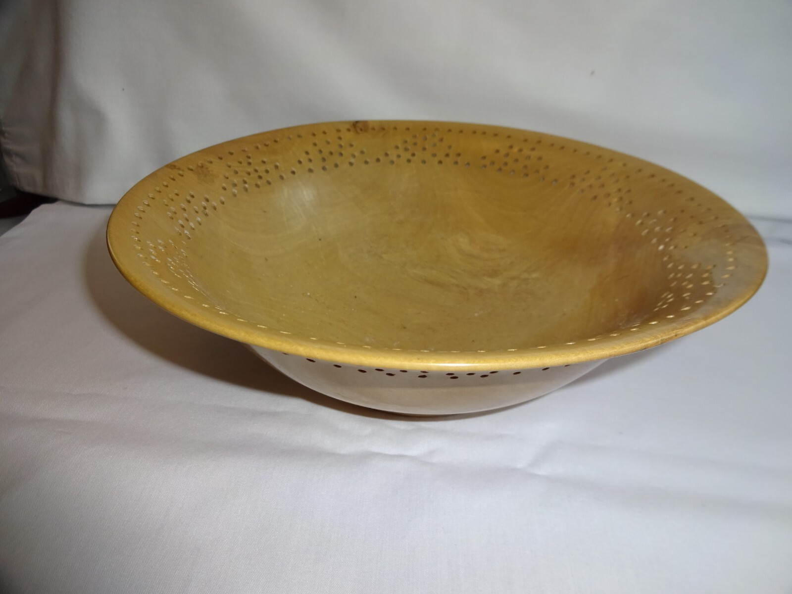 Vintage Turned Cherry Wood Bowl Signed By Campbell, Bangor, N. Wales 7 x 21 cm