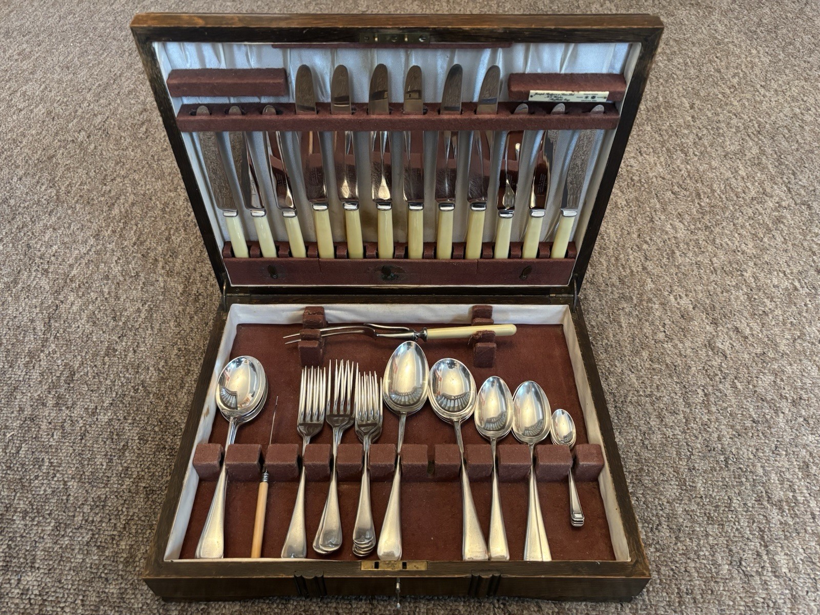 Joseph Rodgers & Sons EPNS George V 6 Place Canteen Cutlery In Oak Box 39 Pieces