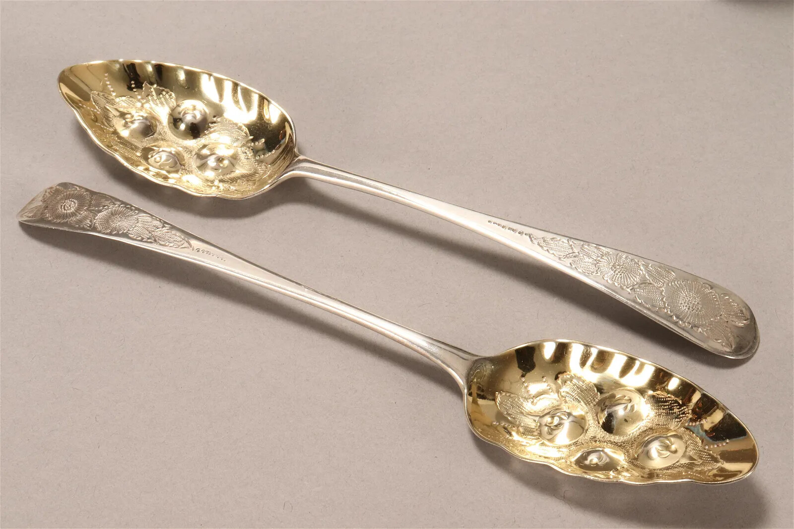 George Gray III London Sterling Silver Berry Casserole Serving Spoons, 1793