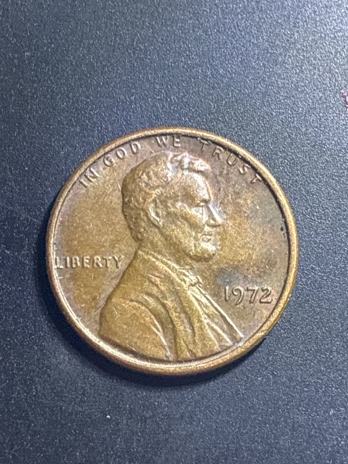 1972 no mint mark rim error penny DDO  3.04g 1972 copper brown patina is remarka