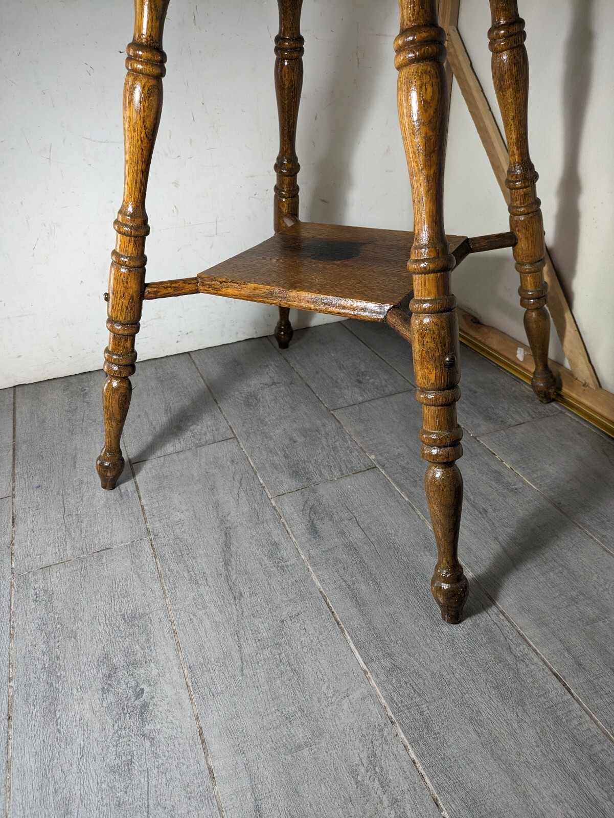 Antique Rustic Victorian Square Oak Wood Parlor Table Turned Legs C94