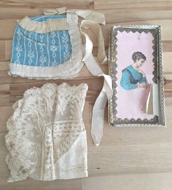 Antique Handkerchief Bonnet Keepsake Box With Second Bonnet Signed