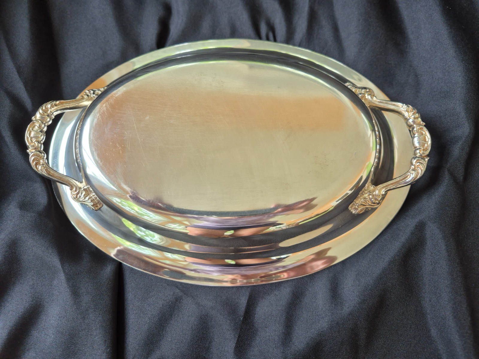 Vintage Silver Plated Oval Serving Dish With Handles 10.25 x 7.25 Inches
