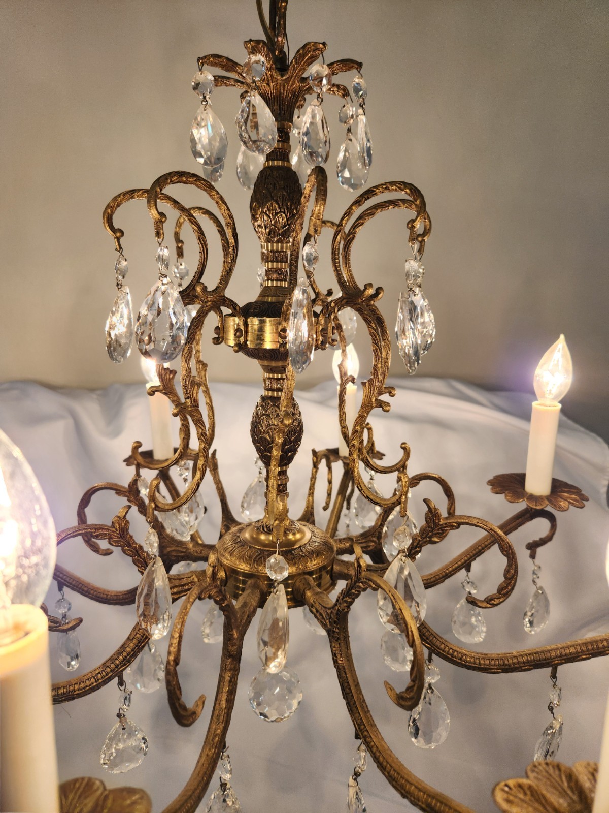 Antique Brass PINEAPPLE Dark Patina Crystal Chandelier 8 arms 8 Lights