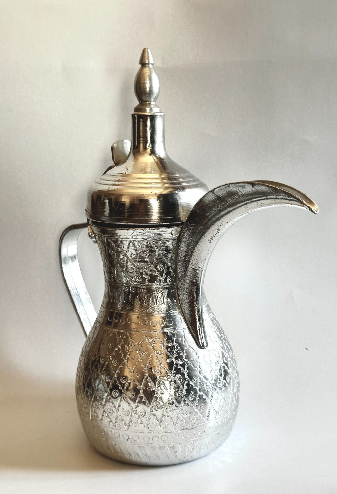 Vintage Engraved Stainless Steel Arabic Dallah Etched Coffee Pot Silver 11.5″