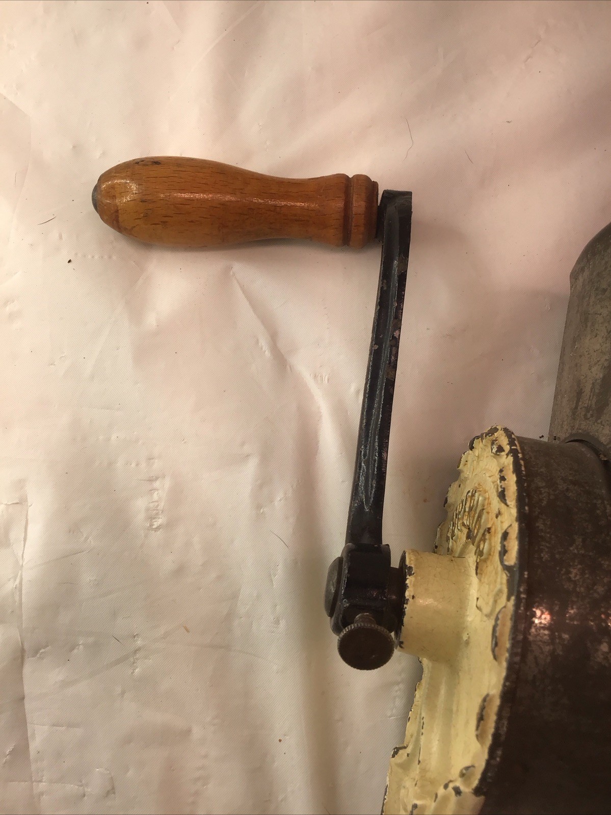 MEAT GRINDER/VEGETABLE MINCER GERMANY SUPERIOR BRAND VINTAGE HAND CRANK IRON
