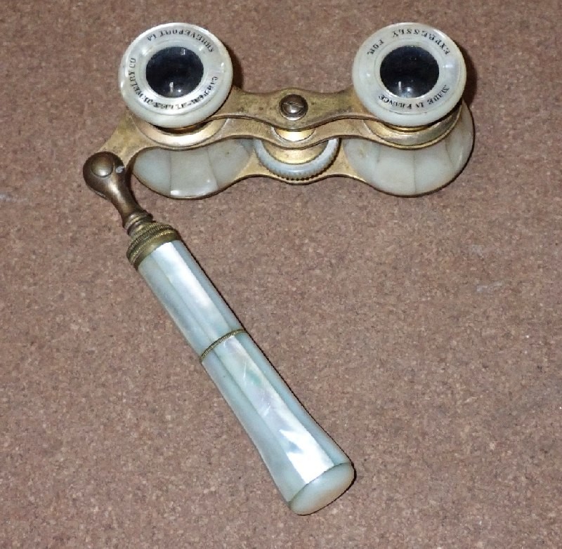 Antique Mother of Pearl Opera Glasses, Carter-Allen Jewelry Co. L.S.W. 1909