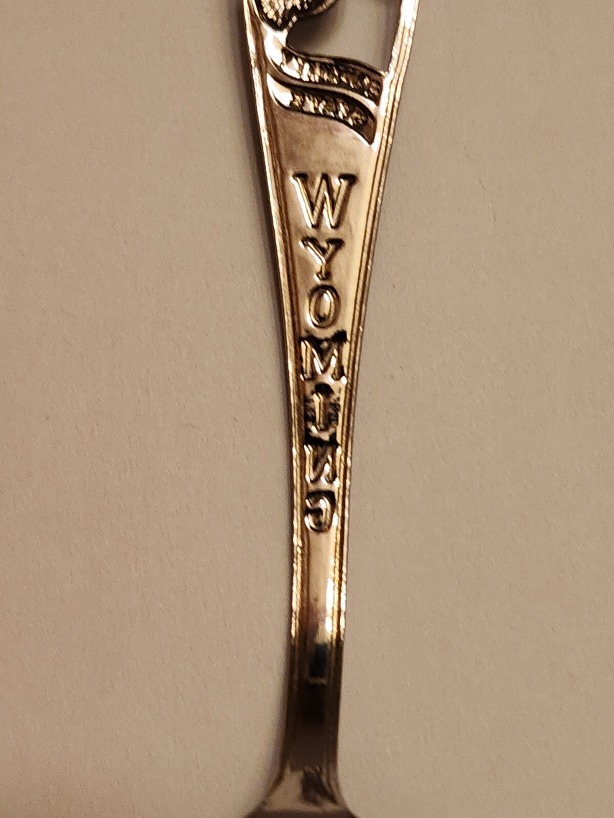 🇺🇸❤️💥 Vintage SILVER Spoon U.S.A. STATES WYOMING EQUALITY STATE DIE CUT MINT
