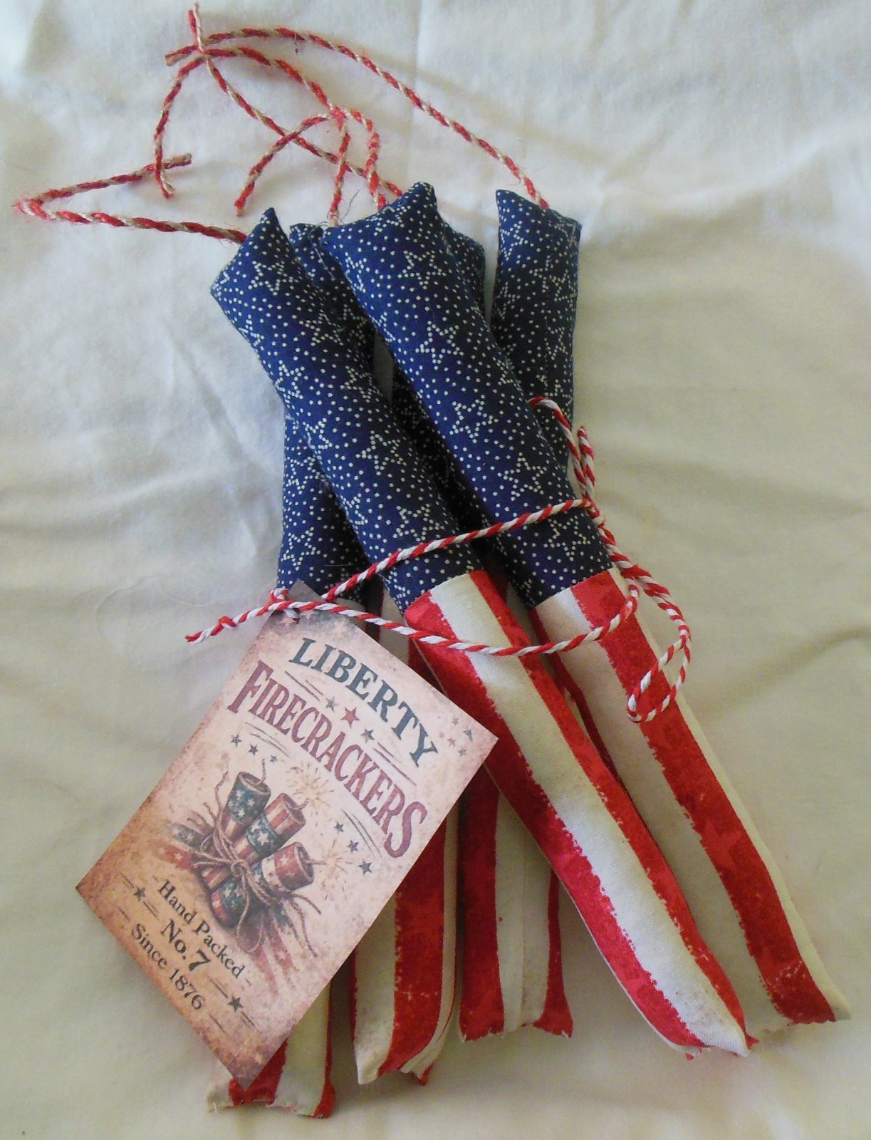Firecrackers Patriotic Primitive–Bowl Fillers-Ornies-Cupboard Tucks-set of 5-a