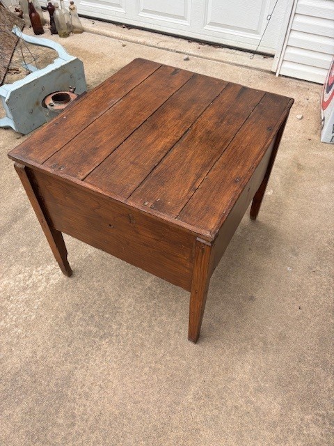 Leahy Manufacturing Antique Chicken Incubator Table