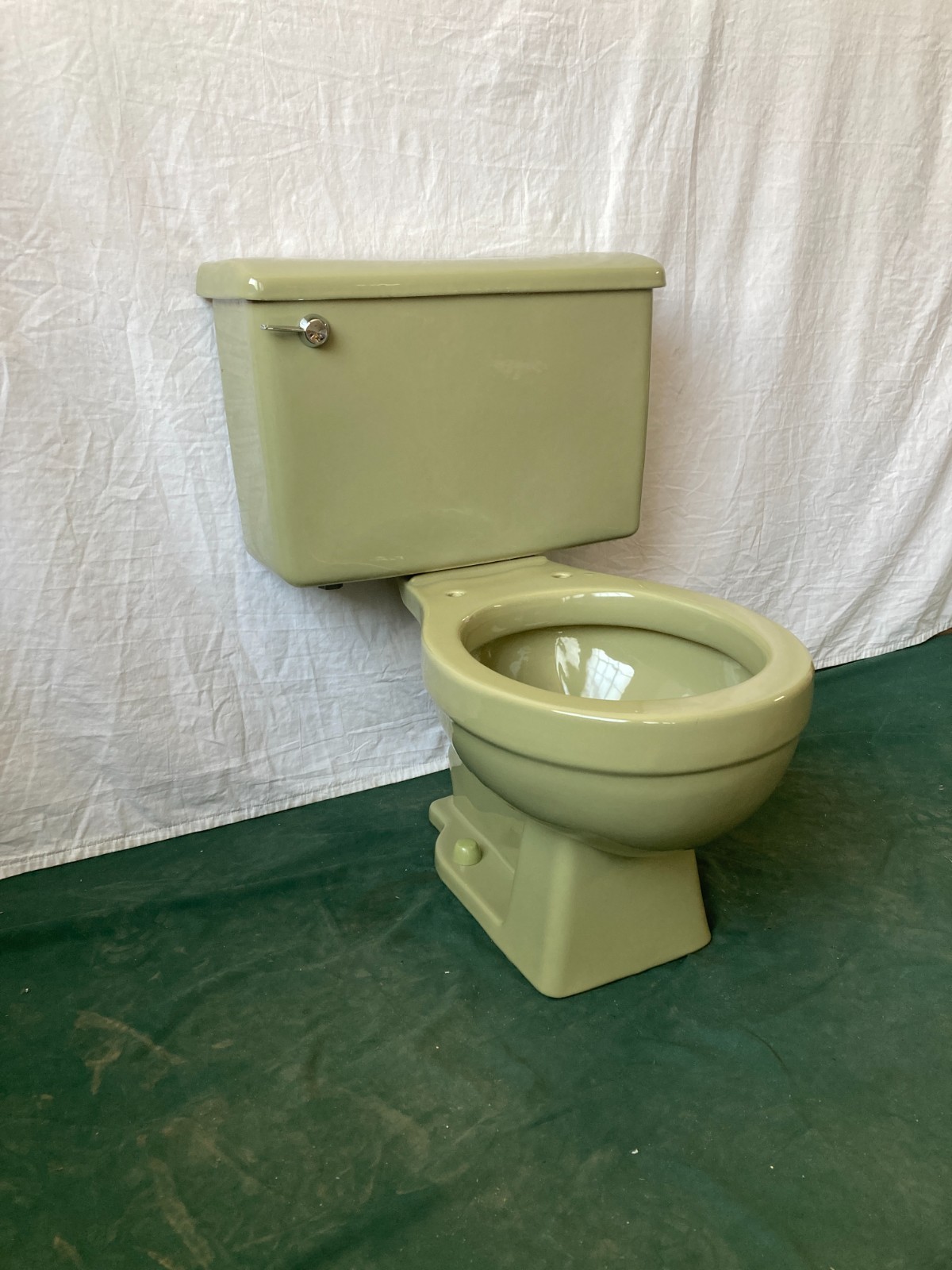 Vintage NOS Avocado Green Porcelain Toilet Old Crane Bathroom Round Bowl 317-26E