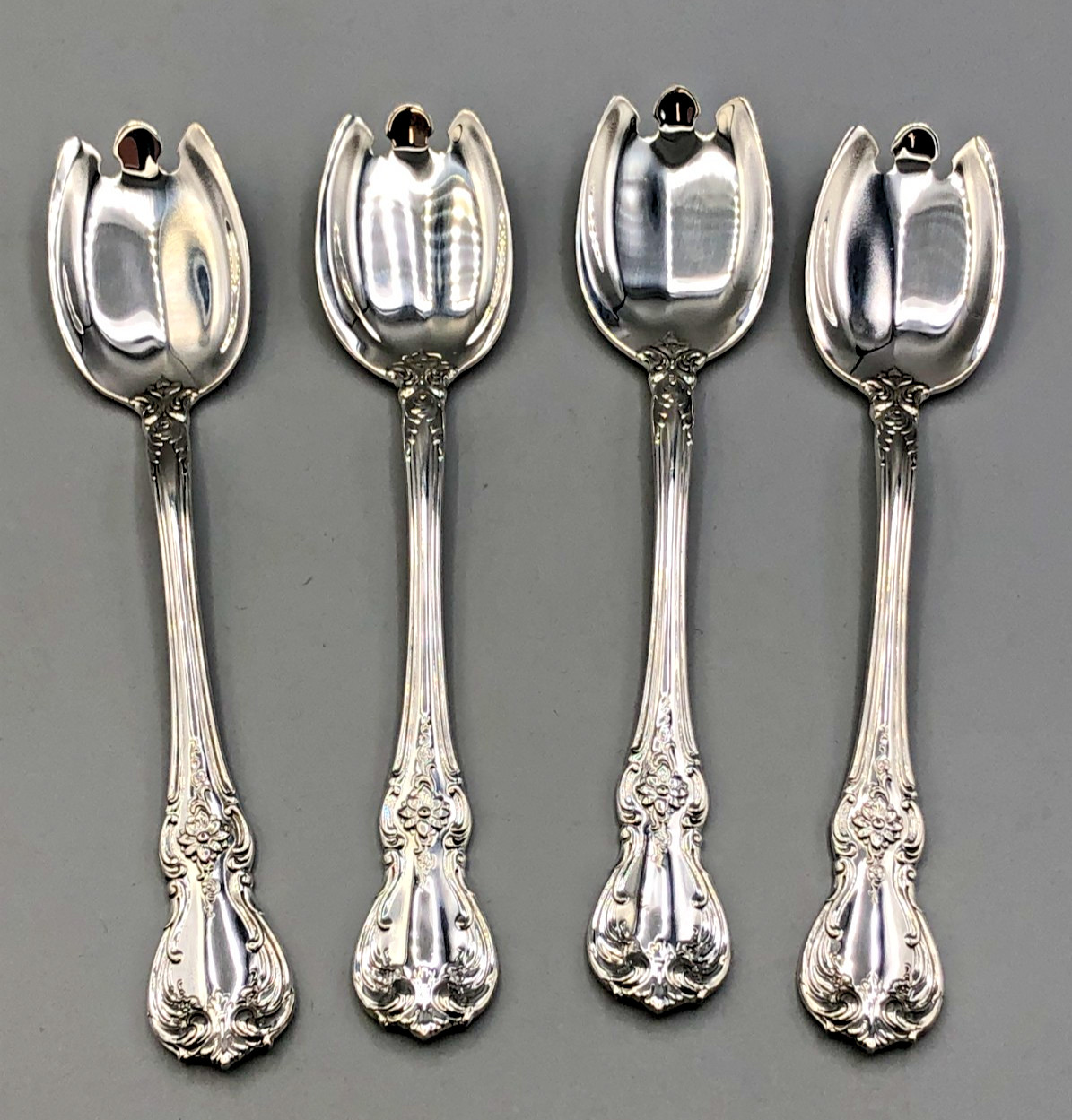 Old Master by Towle Sterling Silver set of 4 Ice Cream Forks 5.5″, original