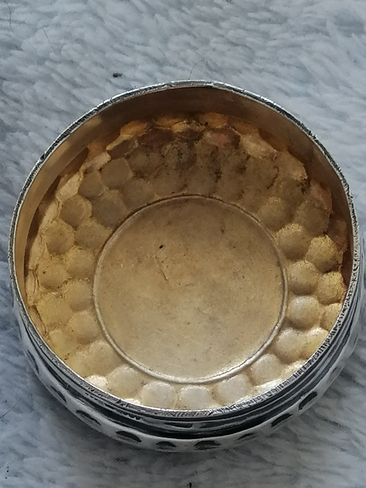 Silver and Glass Vanity Dressing Table Jar , London 1909 .