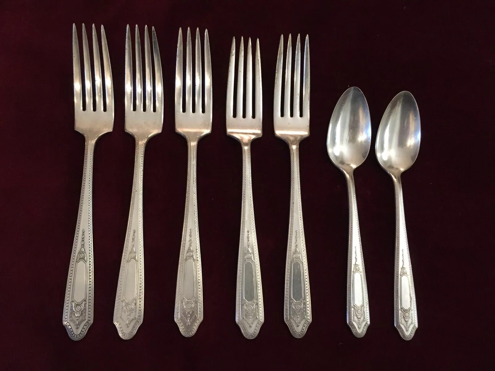 Vintage N.S. Co. Martinique Silverplate Set Of 5 Dinner Forks And 2 Teaspoons