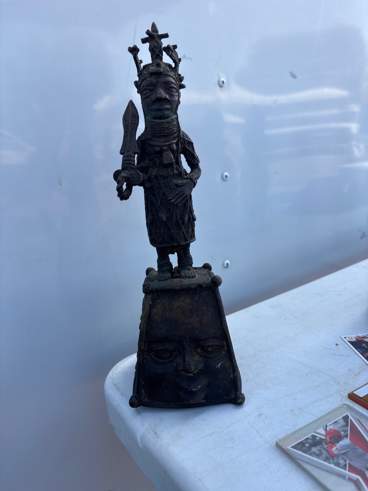 Antique Benin Bronze Oba ULTRA RARE 16th To 17th Century Bell Stand Holding Head