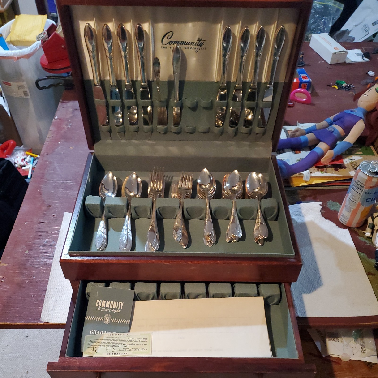 Oneida Community The Finest Silverplate Silver Plate Flatware 71pc. unorganized