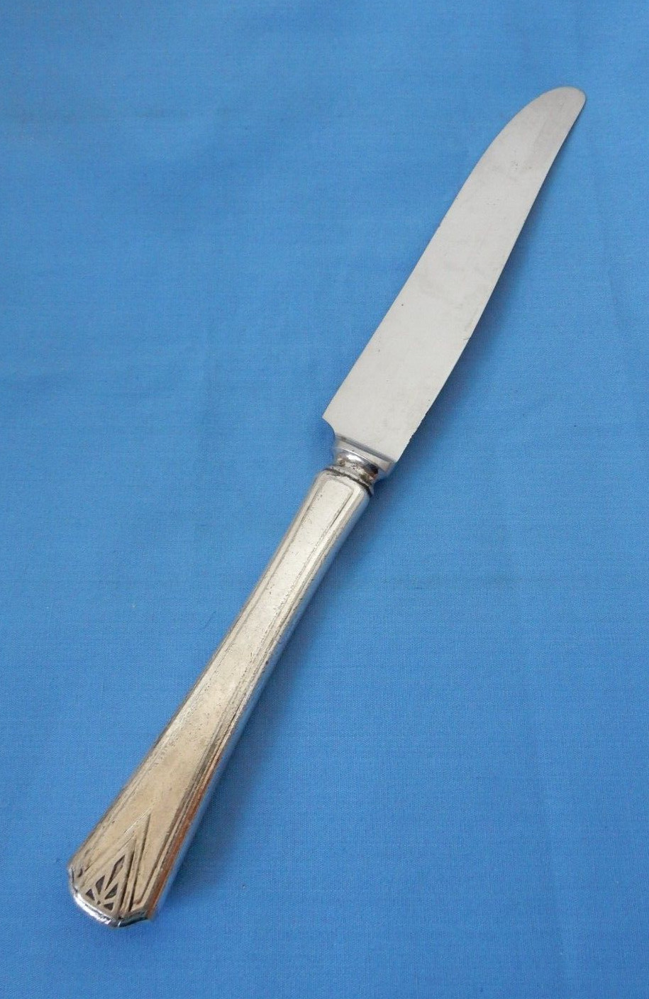 Community Oneida Silverplate 1929 Deauville New French Blade Knife w Bolster