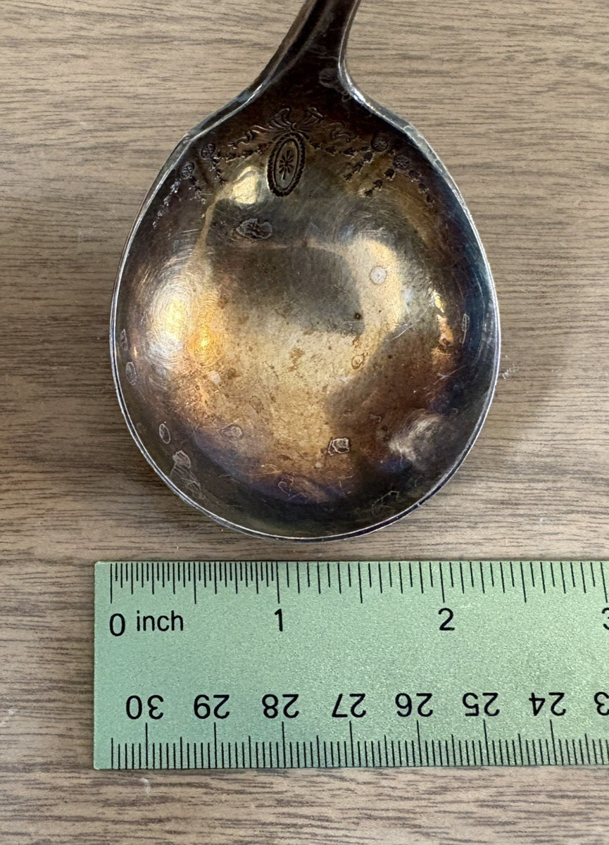 Oneida PATRICIAN Silverplare Gravy Ladle-1914 Medallion and Garland Pattern