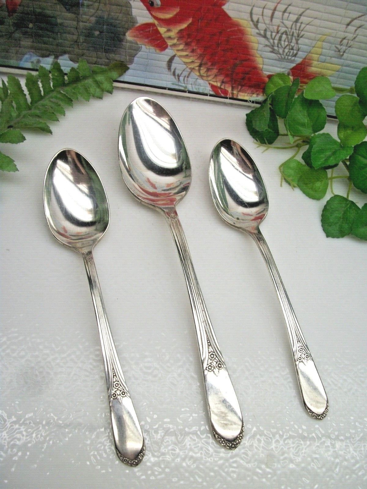 International Rogers DEVONSHIRE Mary Lou Silverplate Place Spoon & Teaspoons