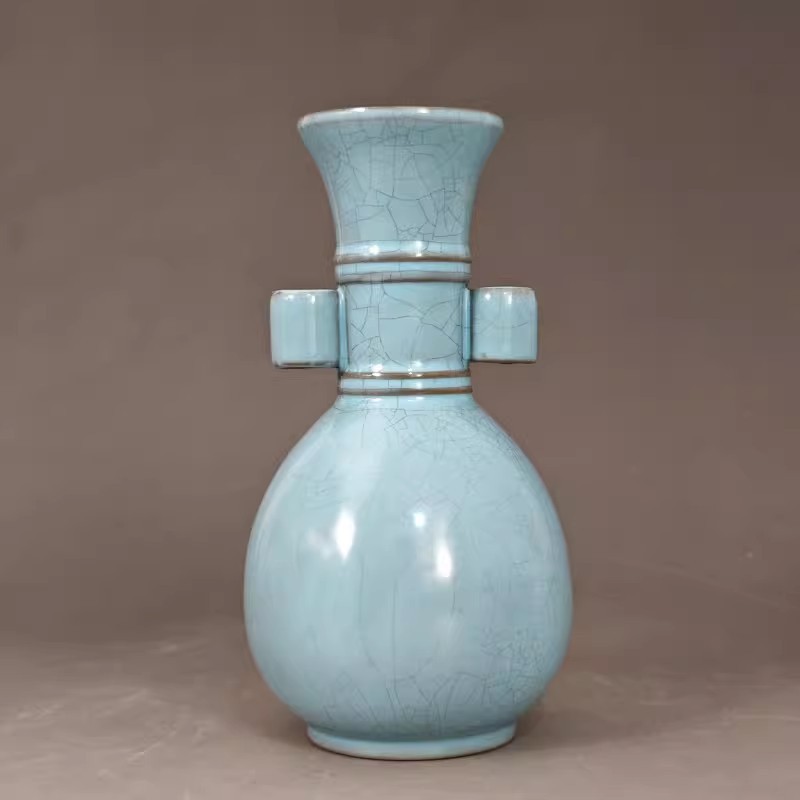 Chinese Song Ru Kiln Blue Glaze Porcelain Amphora Vase 6.7 inch 双耳胆瓶