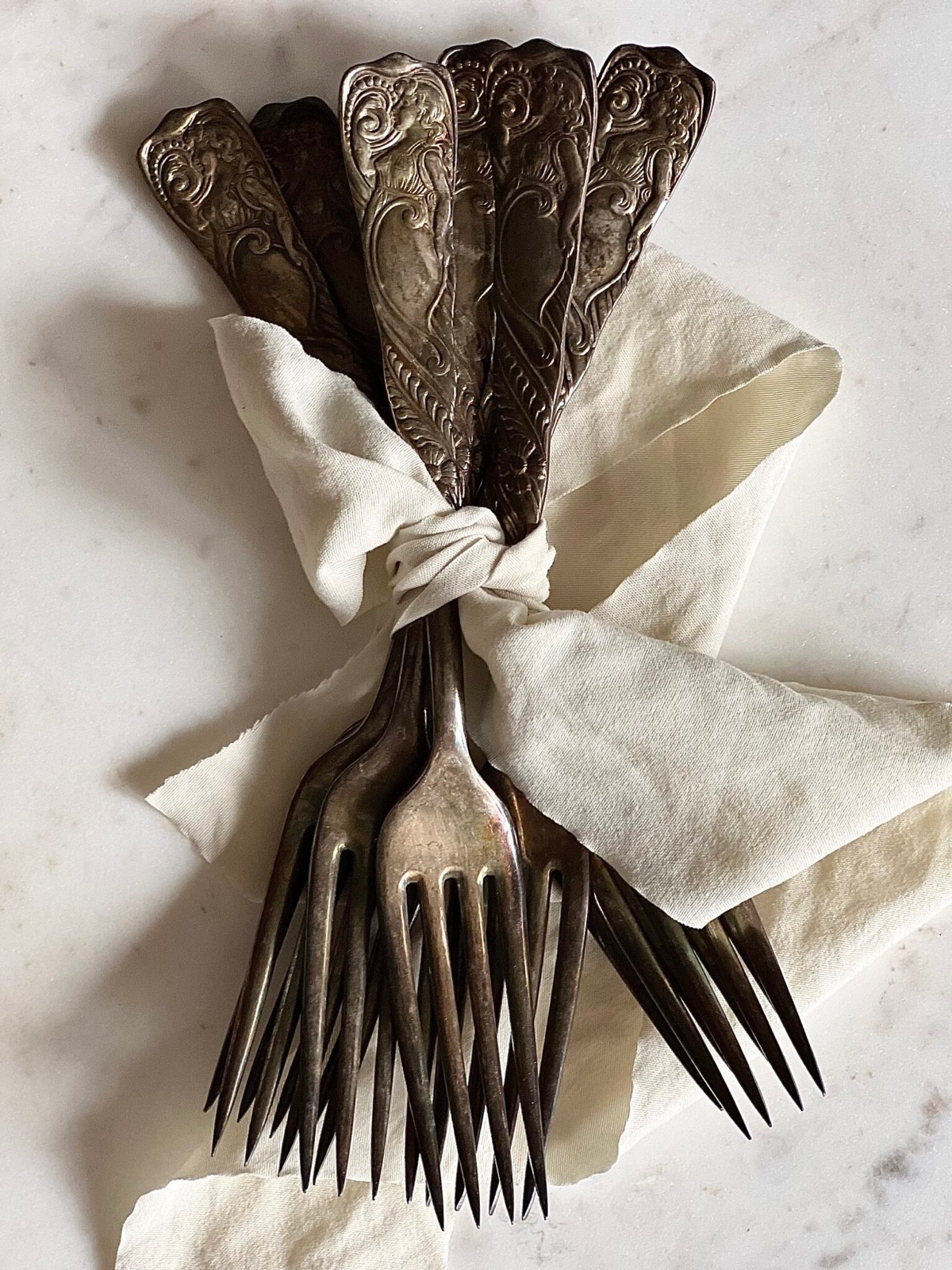 1891 Rogers Brothers A1 Siren Pattern Silverplate Forks – Set of 6 – 7 1/8″