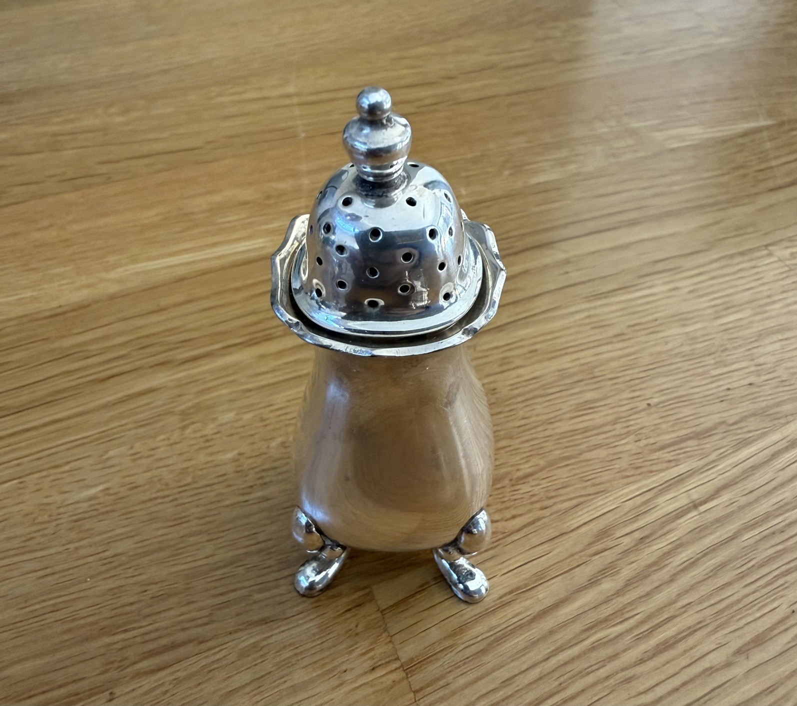 Regis Plate silver 3 Piece Cruet Set Condiments Made in England EPNS