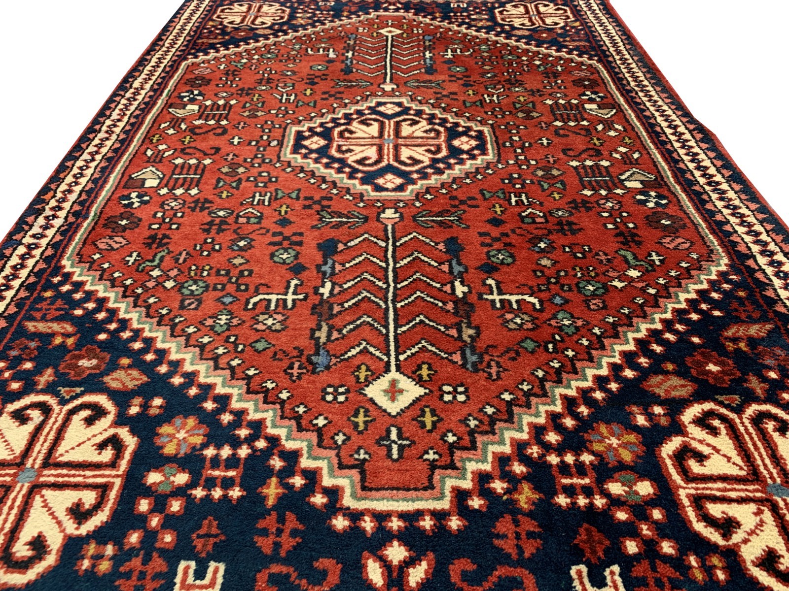 Authentic Hand Knotted Qashqai Shrz Wool Area Rug 4.11 x 3.3 Ft