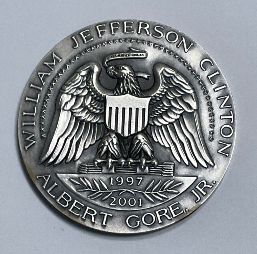 Second Inauguration Clinton/ Gore January 20 1997 152.8gm .999 Fine Silver Medal