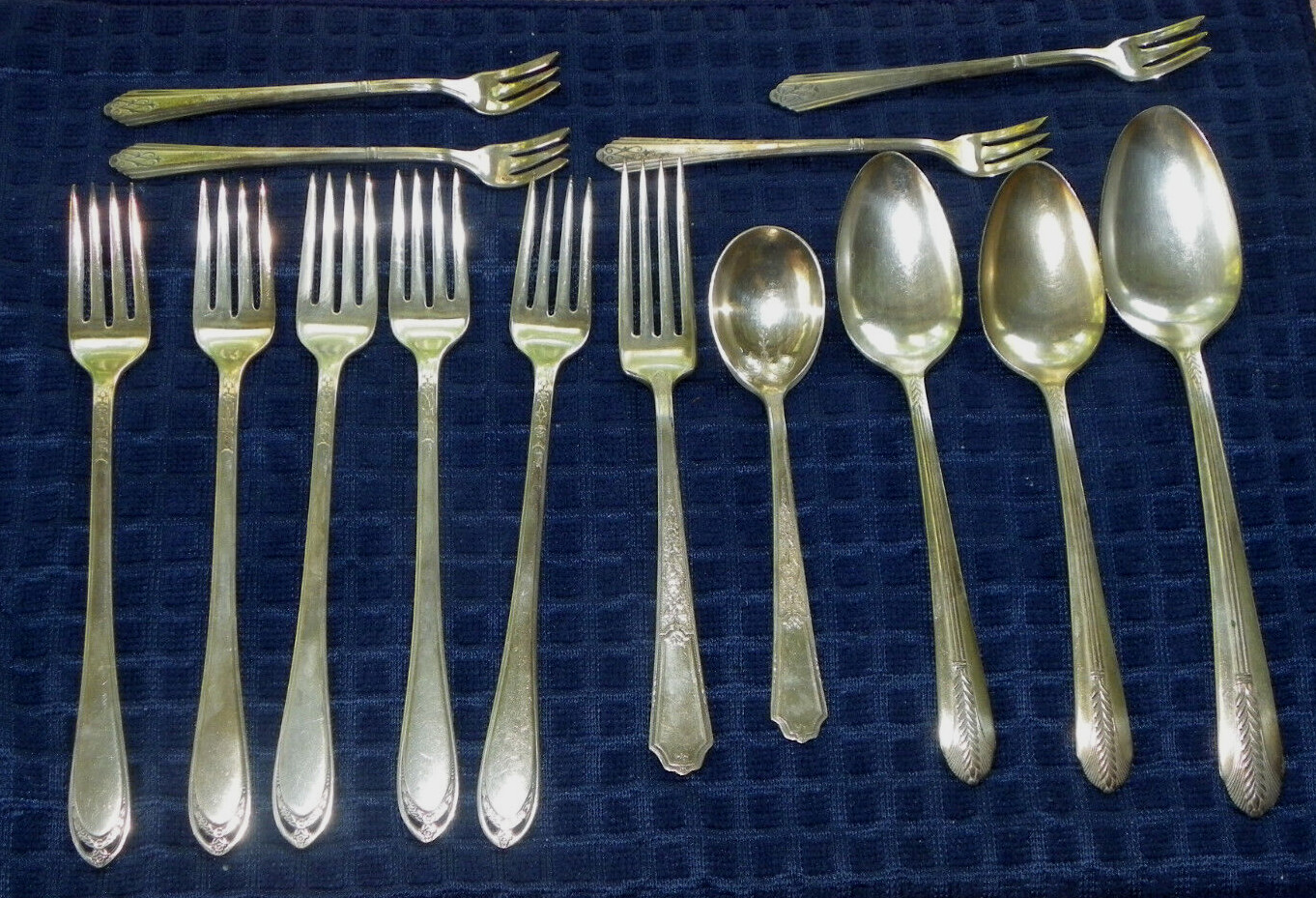 Lot of 14 Vtg or Antique Mixed Silverplate Silverware-Interntl Silver & Winthrop