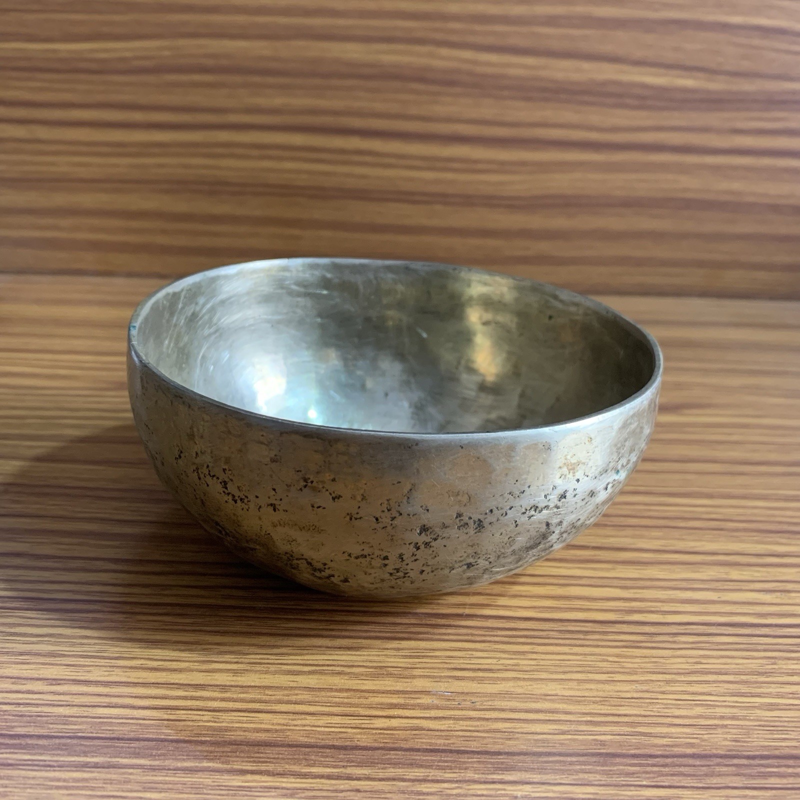 Singing bowl Old antique Bell Metal bronze hand hammered chakra healing 12.5cm