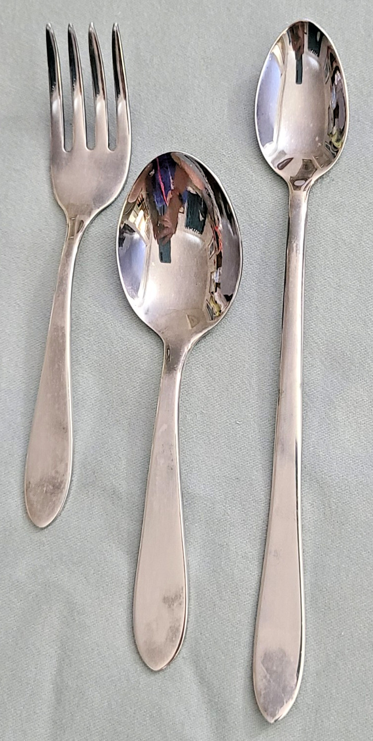 Vtg Reed & Barton 3 pc child’s flatware set – fork, spoon, feeding spoon