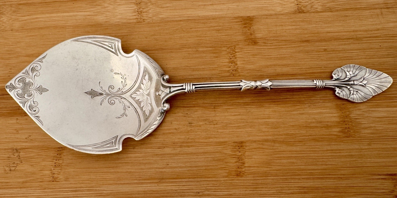RARE STERLING WHITING AESTHETIC MOVEMENT LOTUS EGYPTIAN REVIVAL WAFFLE C 1870
